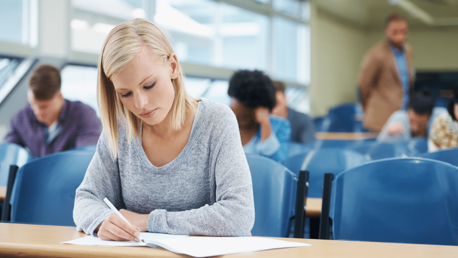 Make sure that your final exam grade doesn't negatively impact your transcripts with these 10 tips.